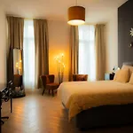 Le Savant Montois - Hotel Grand Place Mons